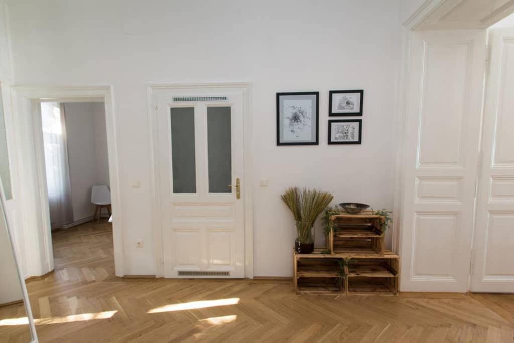 Ferienwohnung Urban Jungle Wien Exterior foto